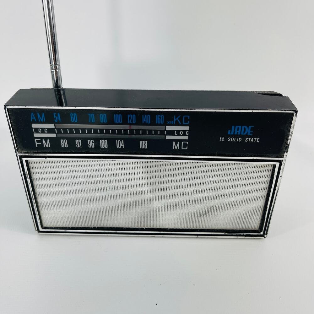 Vintage Jade 12 Solid State AM FM 2215 Radio; Works